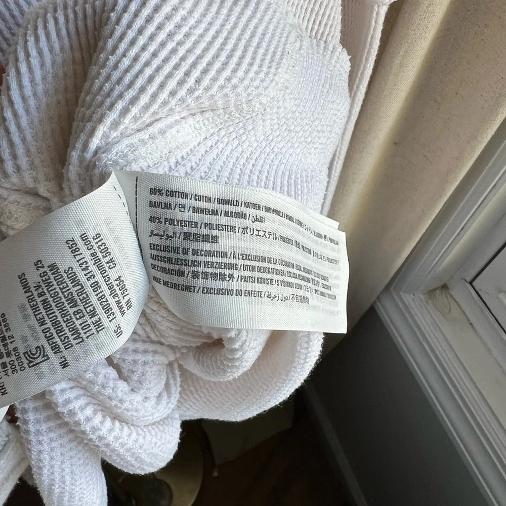 Abercrombie & Fitch Long Sleeve Thermal Tee | Small - Picture 7 of 10